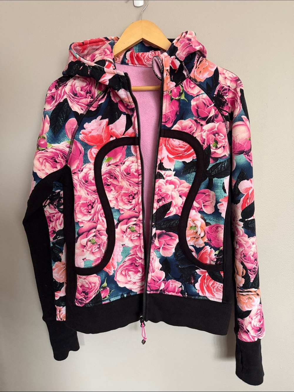 Rare Lululemon scuba zip-up hoodie Secret Garden size 10